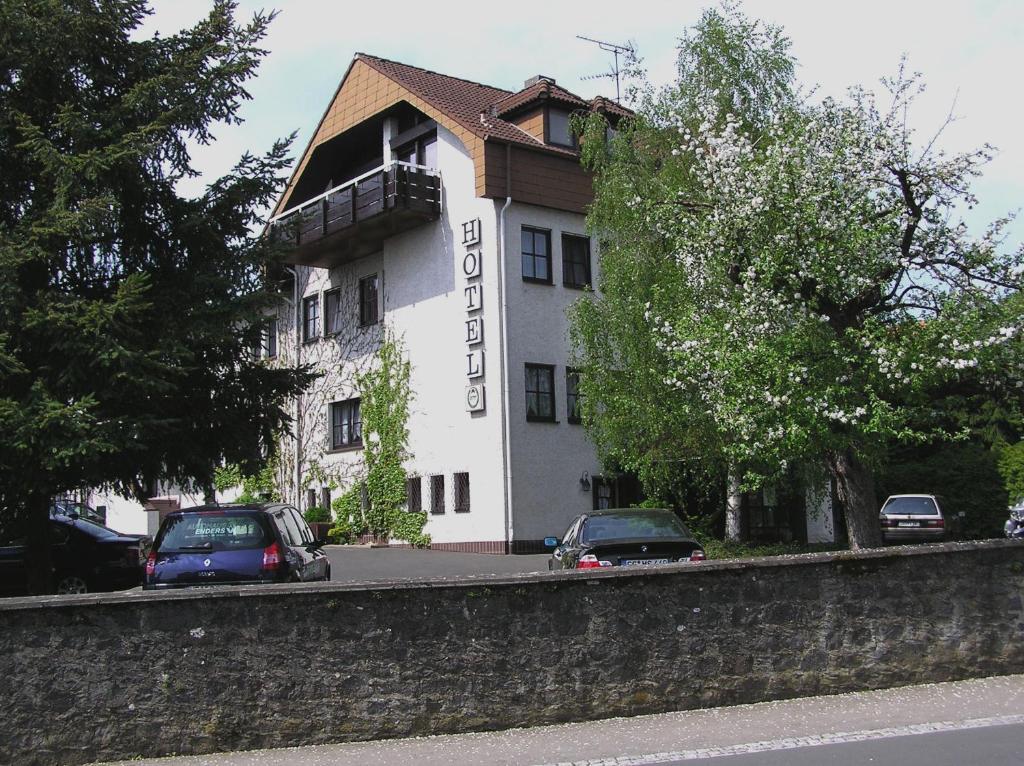 Hotel Pfaffenhof Lich Exterior photo